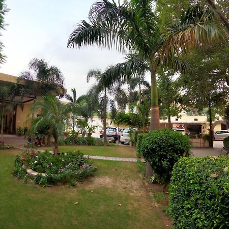 Sheela Stays Ludhiana Exterior foto