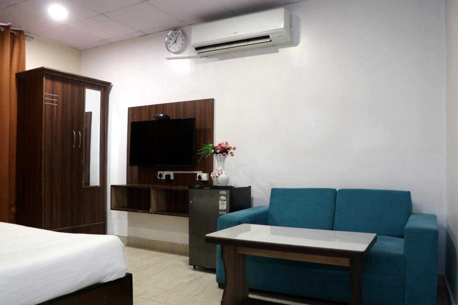 Sheela Stays Ludhiana Exterior foto