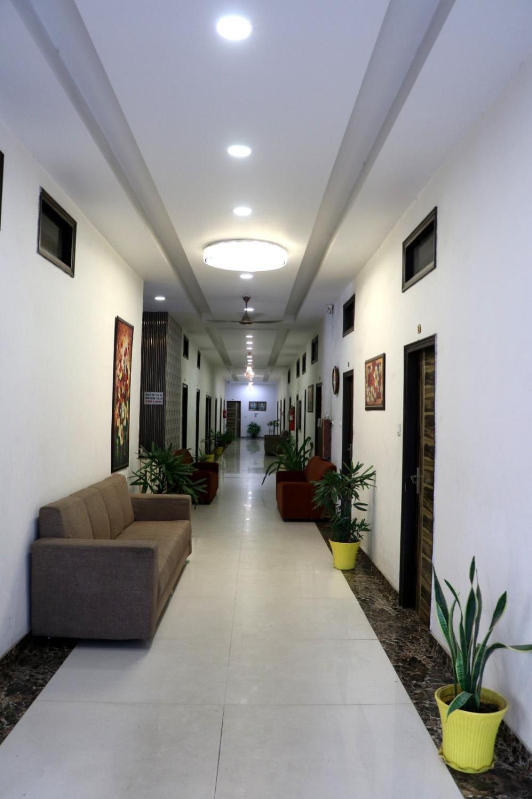 Sheela Stays Ludhiana Exterior foto