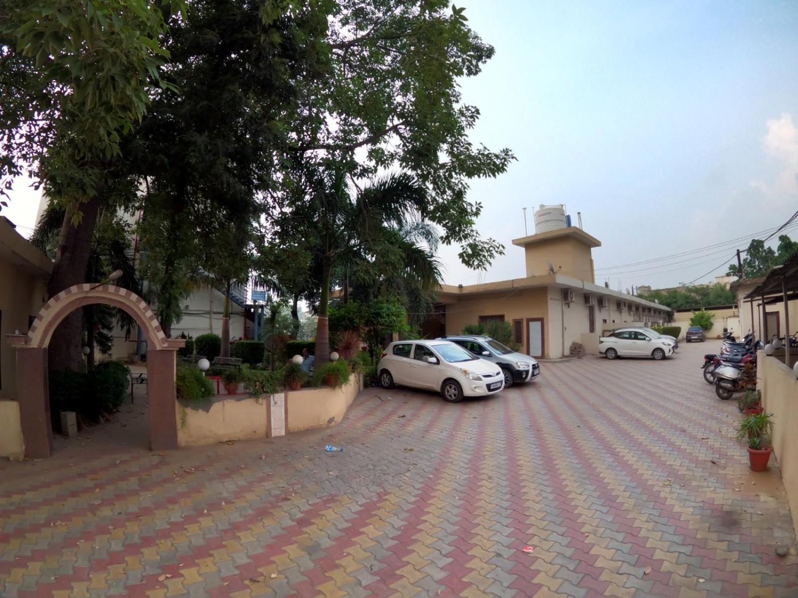 Sheela Stays Ludhiana Exterior foto